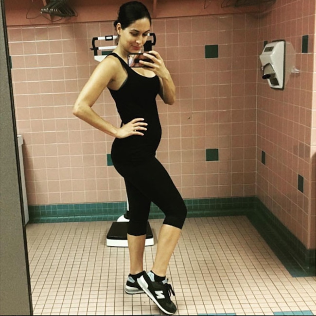Brie Bella, Instagram